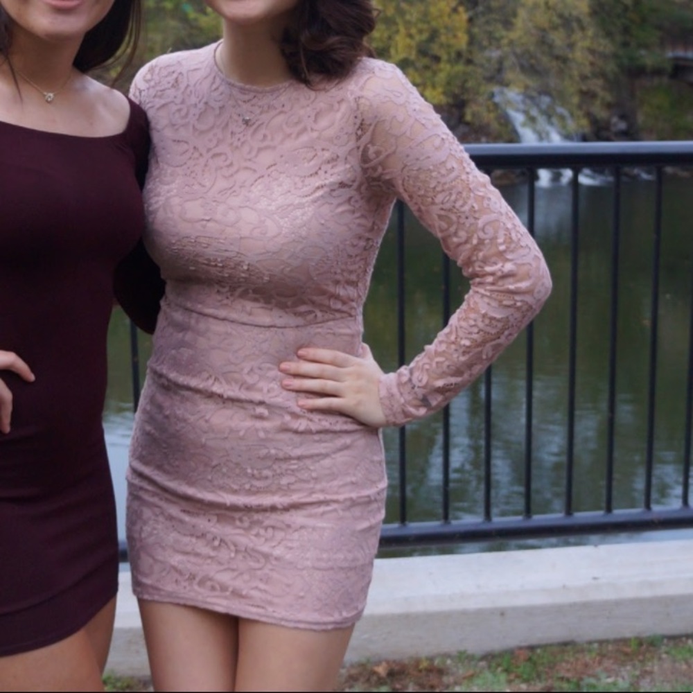Blush Pink Long Sleeved Bodycon Dress